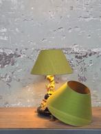 Klassieke lampenkap in olijfgroen (2x), Huis en Inrichting, Lampen | Lampenkappen, Ophalen, Gebruikt, Rond, Klassiek / Vintage / Chique