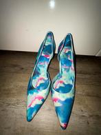 Nieuwe Louboutin Pumps Maat 38, Kleding | Dames, Schoenen, Ophalen of Verzenden, Nieuw, Overige kleuren, Pumps