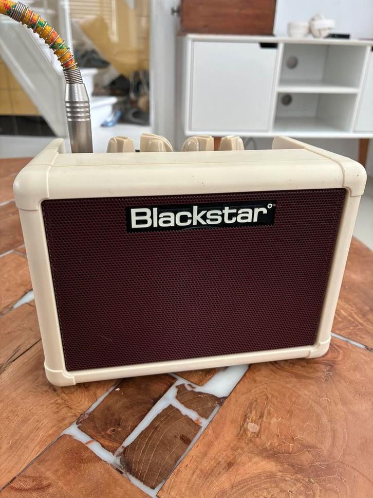 Blackstar fly3 mini gitaarvesterker, Muziek en Instrumenten, Versterkers | Bas en Gitaar, Zo goed als nieuw, Minder dan 50 watt
