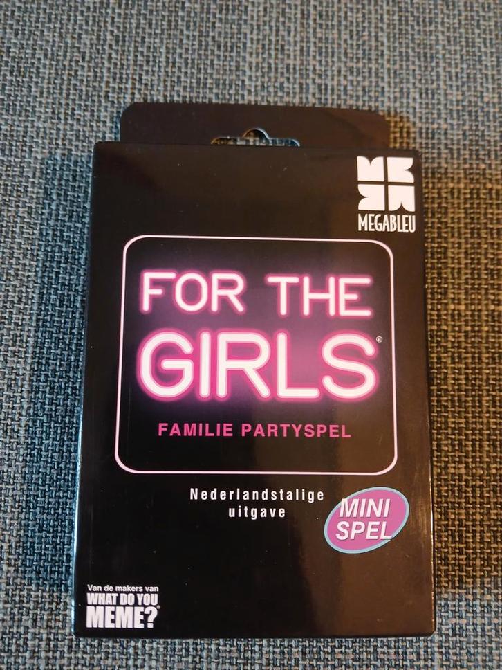 For the Girls - Familie Partyspel (Zo goed als nieuw), Hobby en Vrije tijd, Gezelschapsspellen | Bordspellen, Zo goed als nieuw