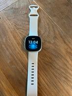 Fitbit Versa 3 + 2 opladers sporthorloge, Afstand, Wit, Ophalen of Verzenden, Zo goed als nieuw