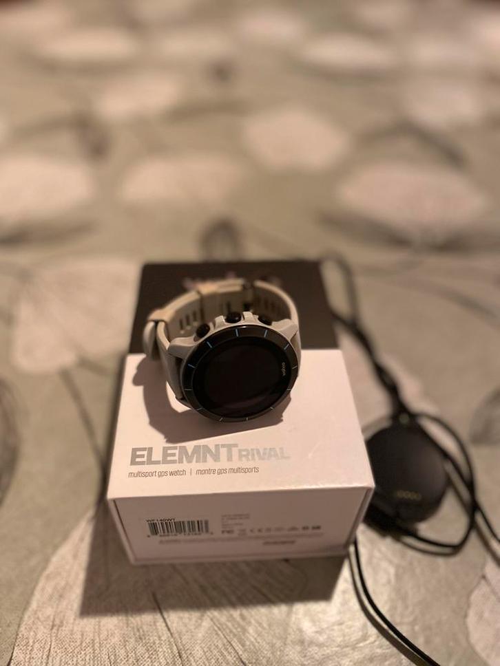 Wahoo ELEMNT Rival GPS Multisport Horloge, Sieraden, Tassen en Uiterlijk, Smartwatches, Zo goed als nieuw, Grijs, Afstand, Conditie