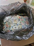 grote doos postzegels hele wereld ruim 2 kilo!, Ophalen of Verzenden, Nederland en Buitenland
