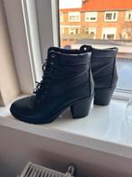 Gedragen zwarte enkellaarsjes maat 38, Kleding | Dames, Ophalen, Gedragen, Zwart