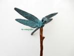 012* Bronzen libelle op stok (Boven €75 geen verzendkosten), Tuin en Terras, Ophalen of Verzenden, Nieuw, Overige materialen, Dierenbeeld