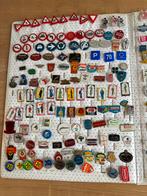 Speldjes album 4/4, Verzamelen, Speldjes, Pins en Buttons, Ophalen of Verzenden, Zo goed als nieuw, Overige onderwerpen