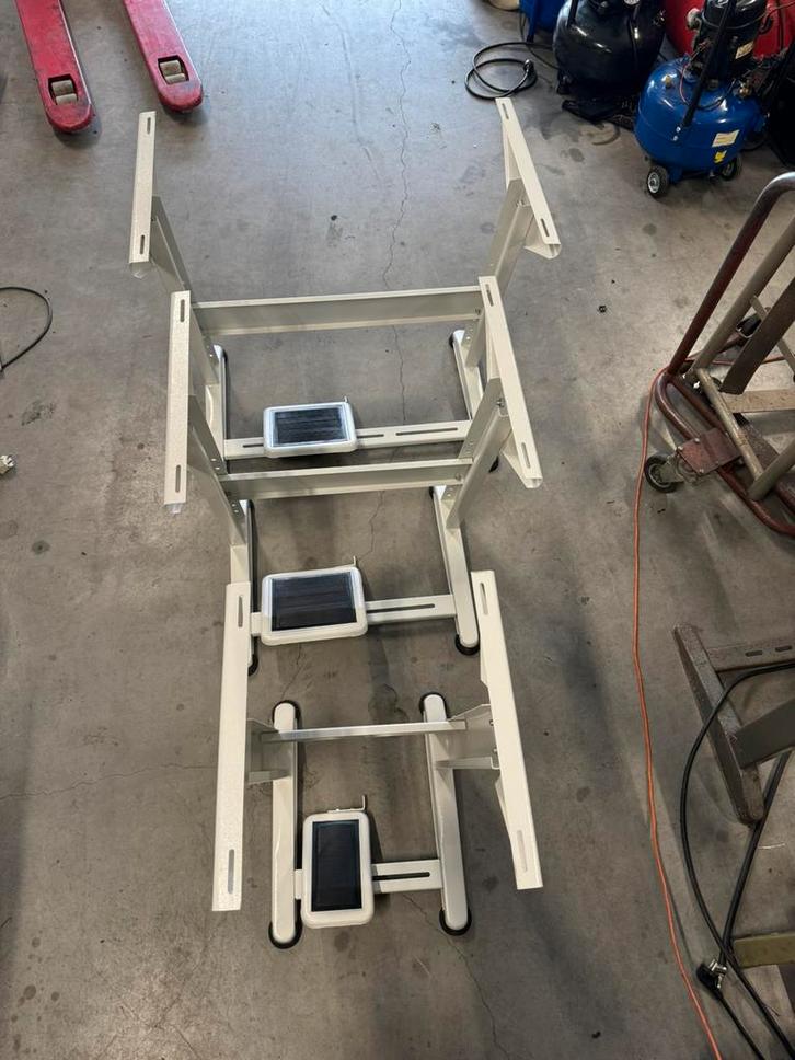 Naaimachine onderstel verschillende maten nieuw, Hobby en Vrije tijd, Naaimachines en Toebehoren, Nieuw, Toebehoren, Overige merken