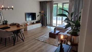 PVC floor 75m2 new price material € 2.500