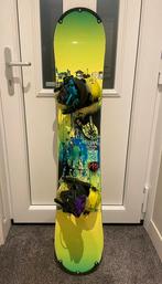 Snowboard met bindingen! FLOW 145 COMPLETE SET (Allround), Sport en Fitness, Snowboarden, Ophalen, Zo goed als nieuw, Board
