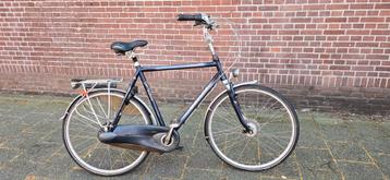 Goed Gazelle heren fiets
8 versnellingen
Framemaat: 62 cm
 beschikbaar voor biedingen