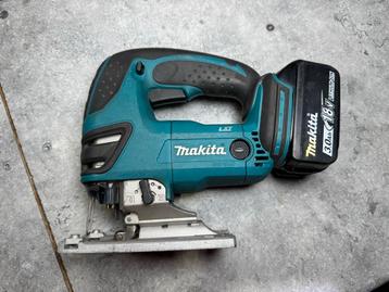 Makita 18V LXT decoupeerzaag met 3.0Ah accu beschikbaar voor biedingen