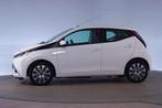 Toyota Aygo 1.0 VVT-i x-play 5-drs [ Navi Camera Airco Cruis, Gebruikt, 4 stoelen, Wit, Origineel Nederlands