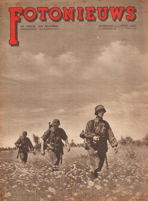 NSB magazine Fotonieuws No 4 1942 De spiegel der beweging, Verzamelen, Militaria | Tweede Wereldoorlog, Landmacht, Boek of Tijdschrift