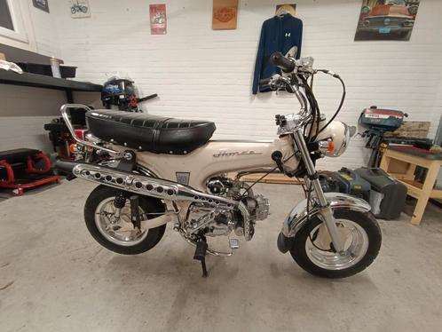 Honda Dax 50. (Skyteam), Fietsen en Brommers, Brommers | Honda, Zo goed als nieuw, Overige modellen, Maximaal 45 km/u, Ophalen of Verzenden