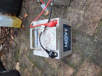 2x Accu 12v  beschikbaar voor biedingen