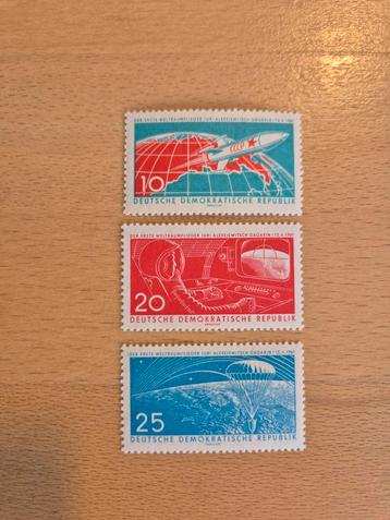 DDR 1961 ruimtevaart beschikbaar voor biedingen