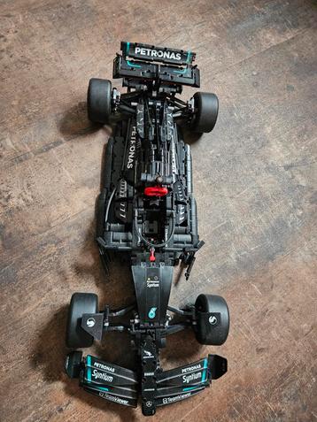 Lego Technic 42171 Mercedes F1 - Zo goed als nieuw! beschikbaar voor biedingen