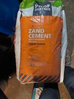 1 zak zandcement over van verbouwing, Doe-het-zelf en Verbouw, Metselstenen, Ophalen, Zo goed als nieuw