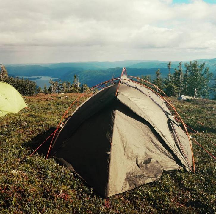 Te huur: lichtgewicht tent voor backpacken Vaude 3 personen, Caravans en Kamperen, Tenten, Zo goed als nieuw, Ophalen