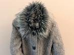 Mooie Rinascimento winterjas met nep bont details maat S, Kleding | Dames, Jassen | Winter, Ophalen of Verzenden, Zo goed als nieuw