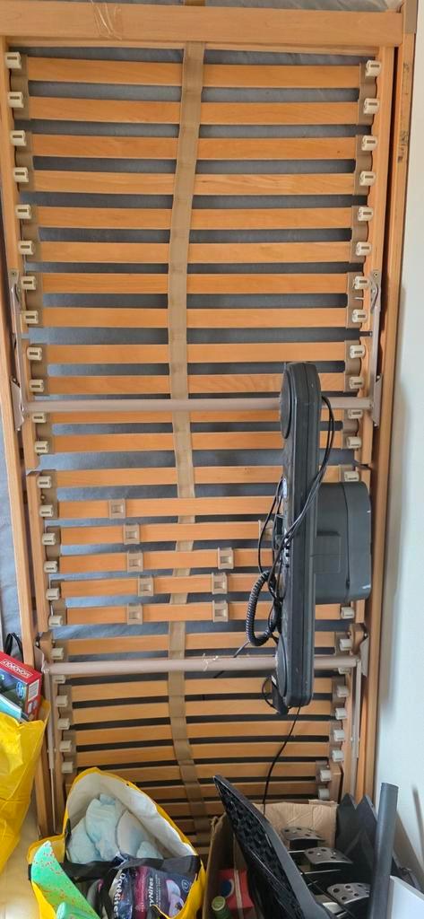 Elektrisch verstelbare lattenbodem 2 stuks, Huis en Inrichting, Slaapkamer | Matrassen en Bedbodems, Gebruikt, 90 cm, 200 cm, Eenpersoons