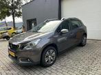 Peugeot 2008 1.2 PureTech Blue Lion DEALER OND/TREKHAAK/NAP/, Auto's, Peugeot, Voorwielaandrijving, Stof, 23 km/l, Origineel Nederlands