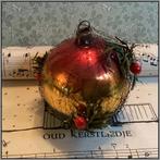 Antieke kerstbal met leonisch draad en besjes, Diversen, Kerst, Ophalen of Verzenden, Nieuw