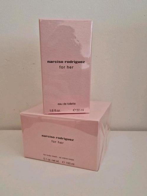 NARCISO RODRIGUEZ - for her edt + bodycreme - NIEUW!, Sieraden, Tassen en Uiterlijk, Uiterlijk | Parfum, Nieuw, Verzenden