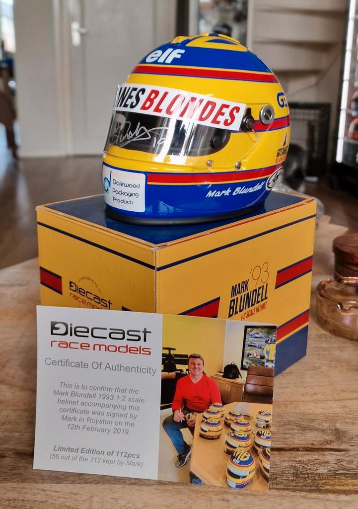 Mark Blundell. Helm 1:2 1993 DRM Exclusief. 112 ps + Updates, Verzamelen, Automerken, Motoren en Formule 1, Zo goed als nieuw