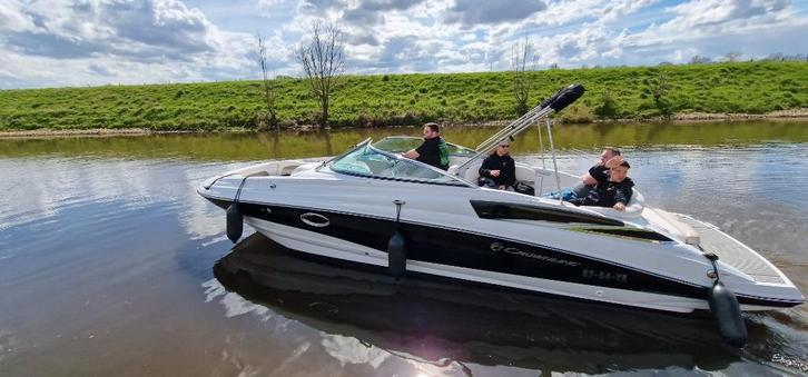 Crownline E6 Bowrider | 300 pk | Toilet | Incl. trailer, Watersport en Boten, Speedboten, Gebruikt, 6 meter of meer, Benzine, 200 pk of meer