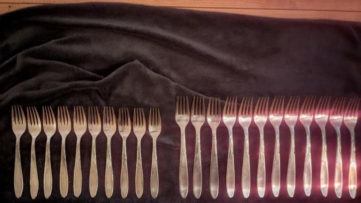 Complete Gero Zilmeta “Decor” Megaset (jaren '60/'70), Huis en Inrichting, Keuken | Bestek, Gebruikt, Bestekset, Overige materialen