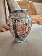 Chinees porseleinen Imari vaasje, Antiek en Kunst, Ophalen of Verzenden