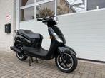 ZGAN.: Sym Fiddle II Black Bromscooter. 45km. Geel kenteken., Fietsen en Brommers, Scooters | SYM, Ophalen, Maximaal 45 km/u, 49 cc