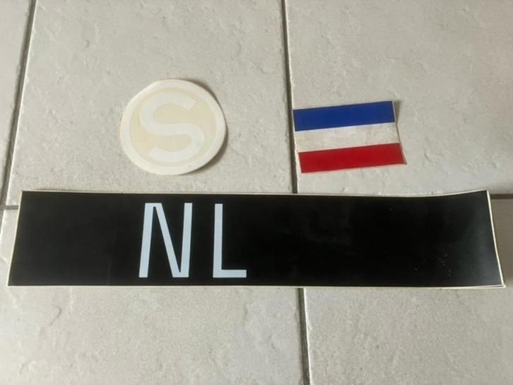 Stickers instructie radioapparatuur Nekaf, Laro, YA ex leger, Verzamelen, Militaria | Algemeen, Landmacht, Overige typen, Nederland