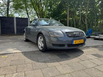 Audi TT 2000 Grijs QUATTRO beschikbaar voor biedingen