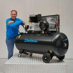Garage compressor - 270L-380V van €1995,- voor €995,- !, Ophalen, 400 tot 800 liter/min, Zo goed als nieuw, Mobiel
