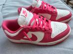 Nike dunk low next nature 41, Kleding | Dames, Schoenen, Ophalen of Verzenden, Zo goed als nieuw, Roze, Sneakers of Gympen