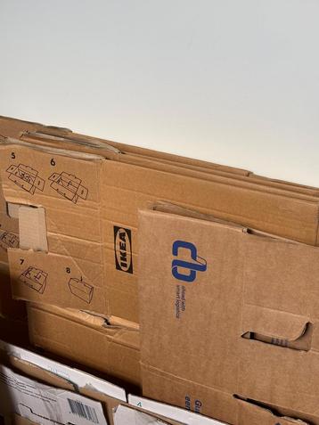 Verhuisdozen beschikbaar voor biedingen