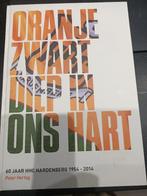 Oranje Zwart, diep in ons hart, Nieuw, Ophalen of Verzenden, Balsport, Peter Hertog