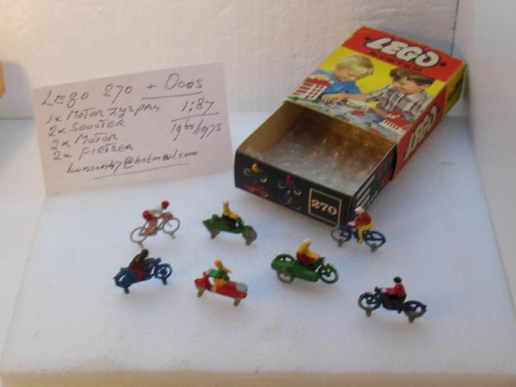LEGO - 270 - 7 x Motor/Zijspan/Scooter/Fietser - +DOOSJE, Hobby en Vrije tijd, Modelauto's | 1:87, Gebruikt, Bus of Vrachtwagen