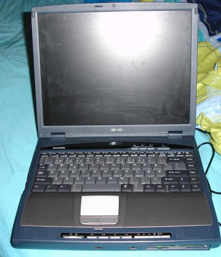 TOSHIBA Satellite S1800-400 onderdelen, Computers en Software, Laptop-opladers, Gebruikt, Ophalen of Verzenden