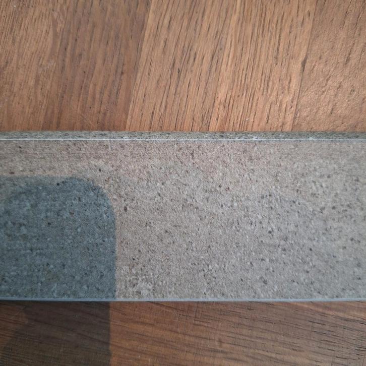 Nieuwe Tegelplinten -Terratinta Ceramiche Kos brun, Doe-het-zelf en Verbouw, Plinten en Afwerking, Nieuw, Plinten, Overige materialen