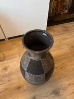 Grote Bruine stenen Vaas - 52cm Hoog, Huis en Inrichting, Woonaccessoires | Vazen, Ophalen, Zo goed als nieuw, Overige kleuren