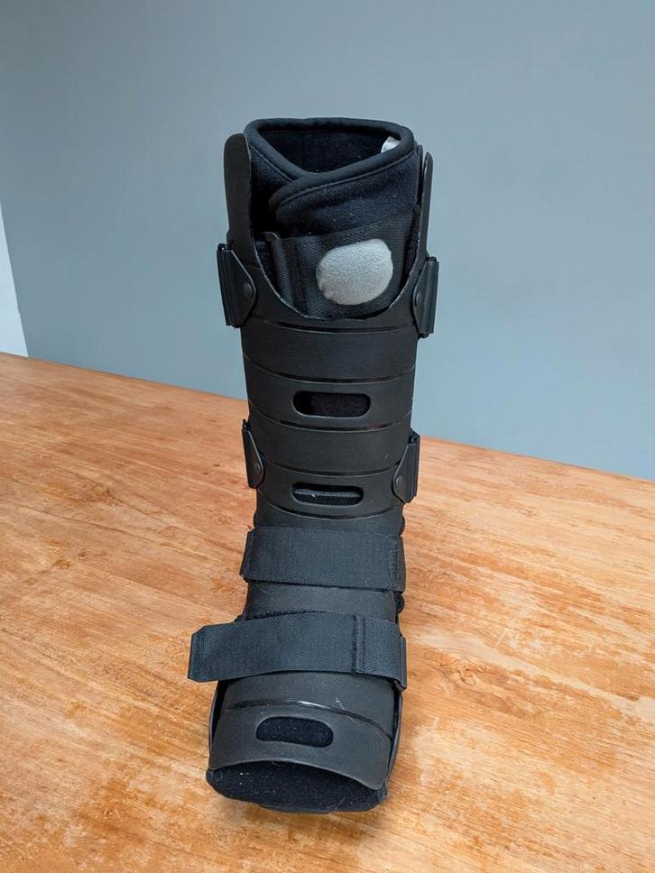 Air walker. Size M, Diversen, Braces, Ophalen