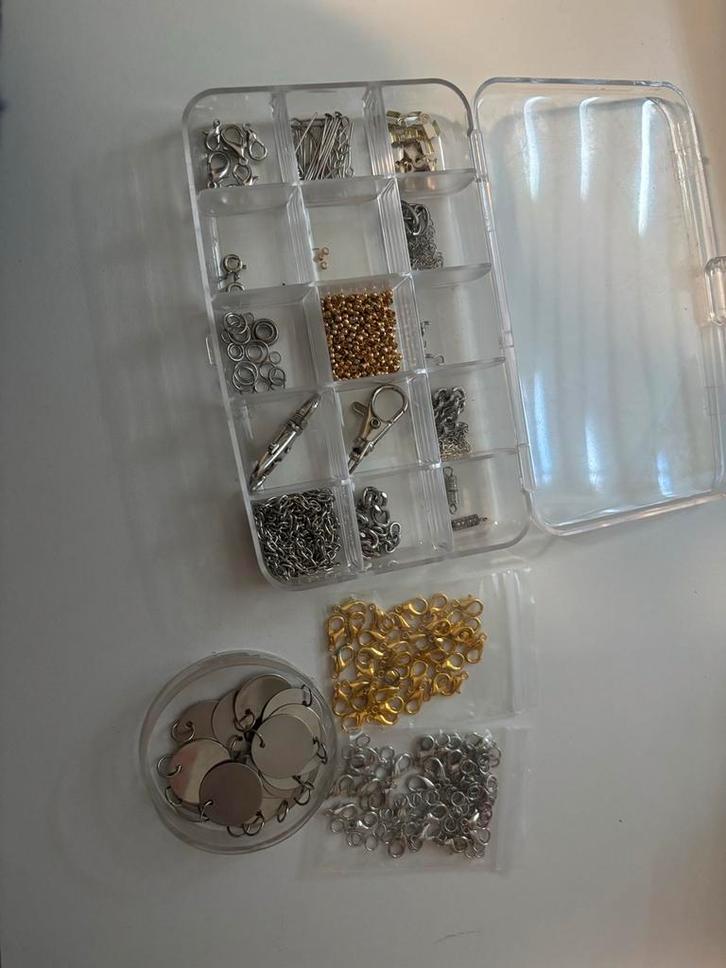 Sieraden Onderdelen Set - Nieuwstaat, Hobby en Vrije tijd, Kralen en Sieraden maken, Nieuw, Overige typen, Ophalen of Verzenden