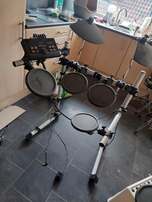 Elektronische drumstel (oud maar goud), Muziek en Instrumenten, Drumstellen en Slagwerk, Gebruikt, Overige merken, Ophalen