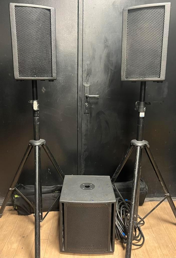 Actieve 2.1 geluidset compleet, Muziek en Instrumenten, Versterkers | Keyboard, Monitor en PA, Zo goed als nieuw, P.A., Minder dan 500 watt