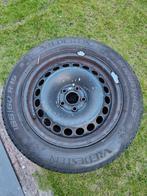 Vredestein Winterbanden 185/60 R15 op Zwarte Velg, Ophalen