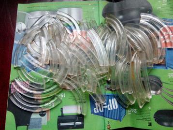 60 stuks(iets meer)glazen plaatjes voor blei kristallen lamp beschikbaar voor biedingen