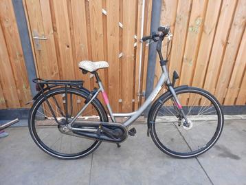 Damesfiets Giant Urban 28 inch 50 cm 3 versnellingen handrem beschikbaar voor biedingen